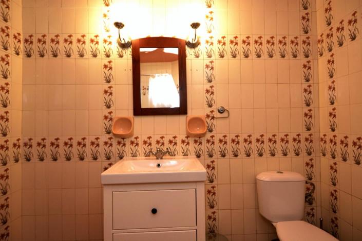 Image No.9-1 Bed House for sale