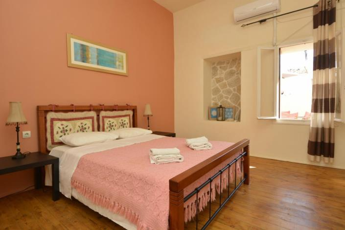 Image No.25-1 Bed House for sale