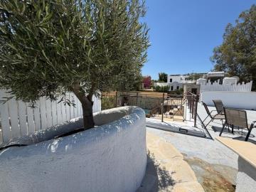Renovated-stone-houses-for-sale-in-southern-Heraklion-Crete--3-