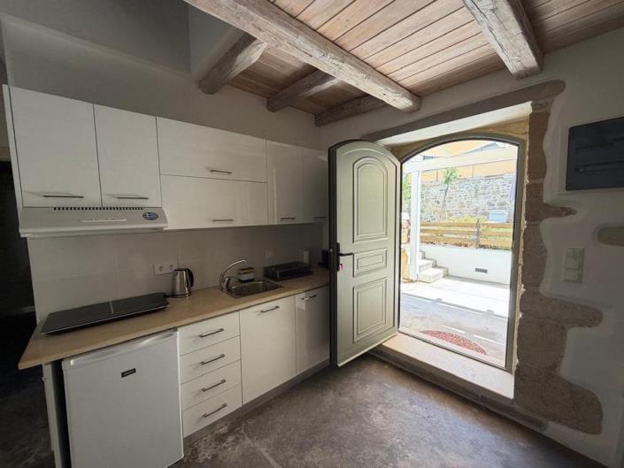 Image No.7-6 Bed House for sale