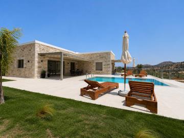 Villa-for-sale-in-Heraklion-Crete--4-