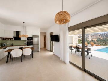 Villa-for-sale-in-Heraklion-Crete--7-