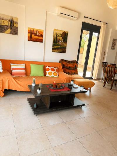 Image No.2-2 Bed House for sale