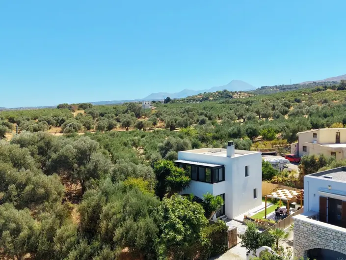 Image No.2-3 Bed Villa for sale