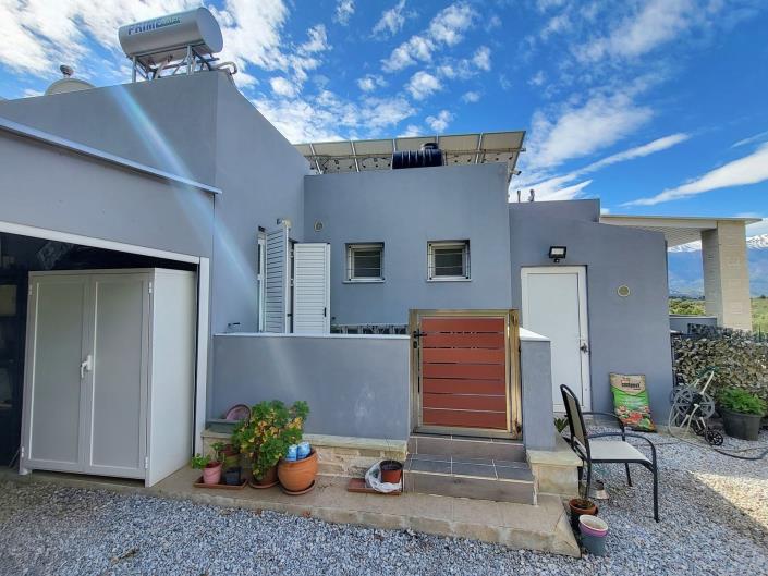 Image No.5-2 Bed House for sale