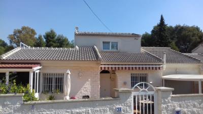 Front-of-villa-1