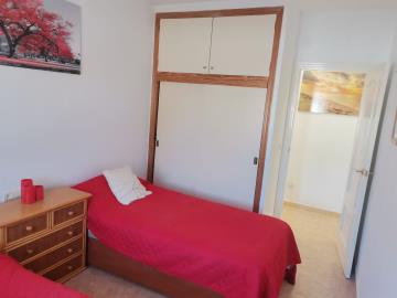 Bedroom-1-wardobe-Juan
