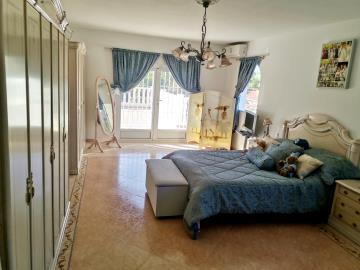 Bedroom-5-upstairs-juan