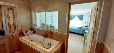 Ensuite-Bedroom-5