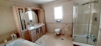 Ensuite-bedroom-6--4-