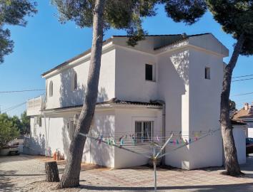 Rear-of-house-Juan