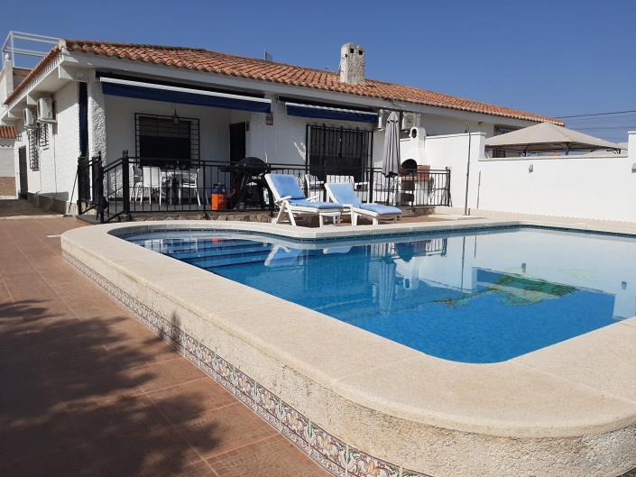 Image No.1-3 Bed Villa for sale