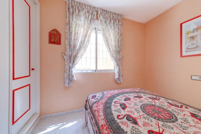 Image No.18-2 Bed Bungalow for sale