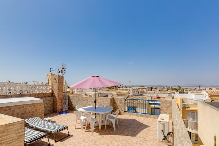 Image No.20-2 Bed Bungalow for sale