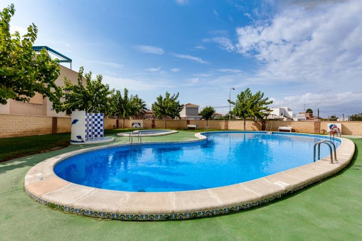 Image No.31-2 Bed Bungalow for sale