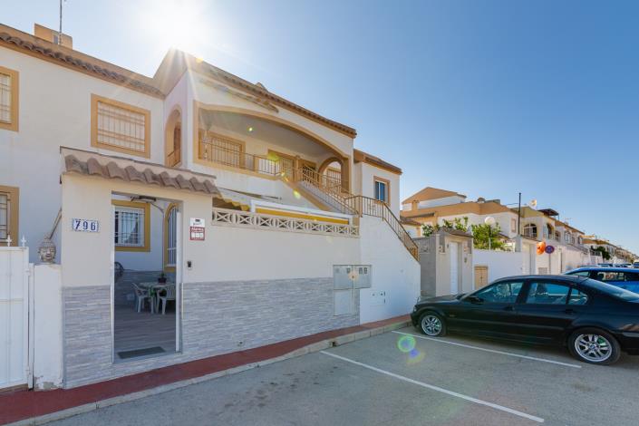Image No.1-2 Bed Bungalow for sale