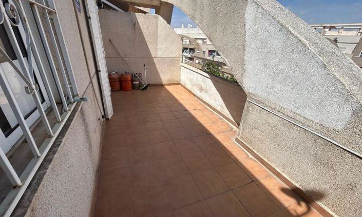 Image No.5-Appartement de 2 chambres à vendre à Torrevieja