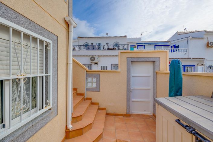 Image No.9-Propriété de 2 chambres à vendre à Torrevieja