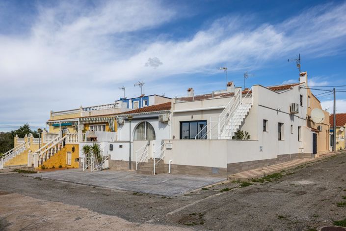 Image No.29-2 Bed House for sale