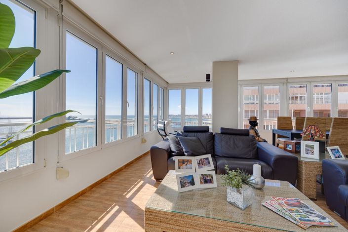 Image No.10-3 Bed Apartment for sale