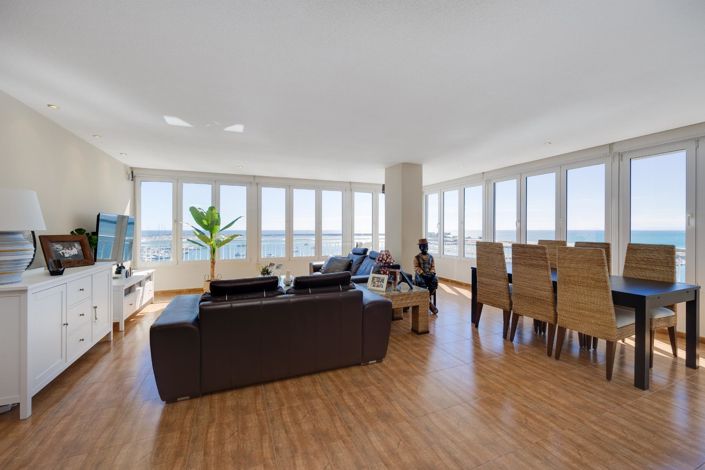 Image No.12-3 Bed Apartment for sale