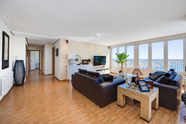 Image No.15-3 Bed Apartment for sale