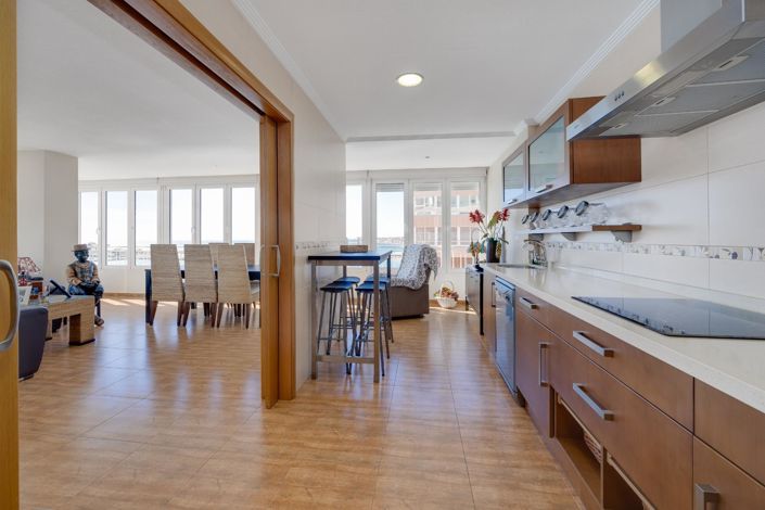 Image No.4-3 Bed Apartment for sale