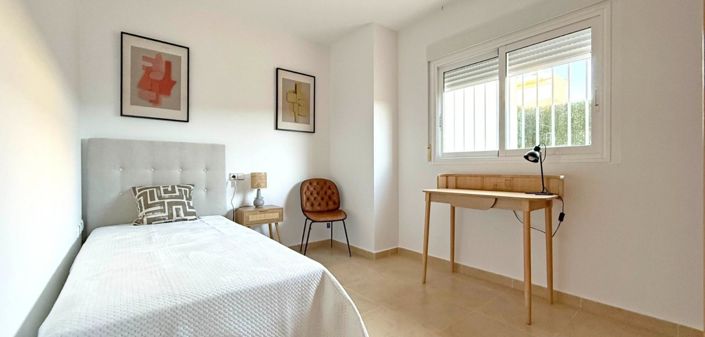 Image No.12-2 Bed Apartment for sale