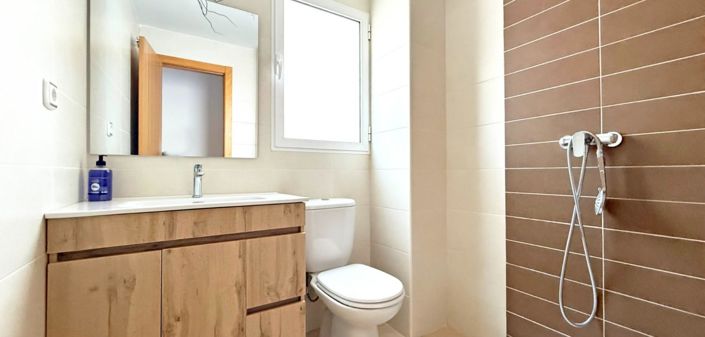 Image No.4-2 Bed Apartment for sale