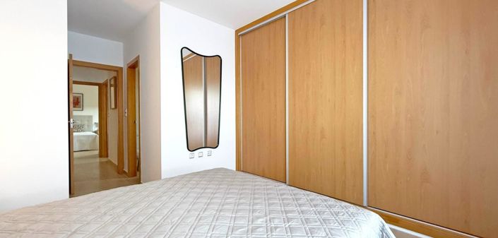 Image No.8-2 Bed Apartment for sale