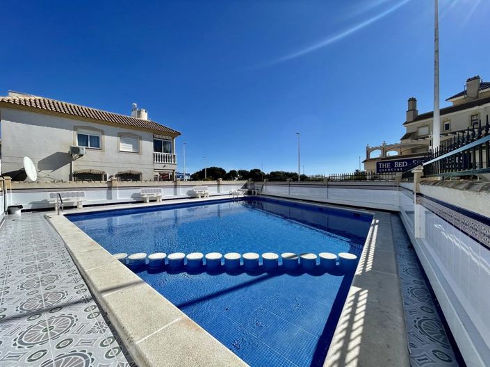 Image No.1-Appartement de 2 chambres à vendre à Orihuela Costa