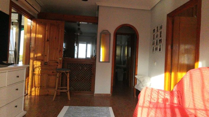 Image No.9-2 Bed Property for sale