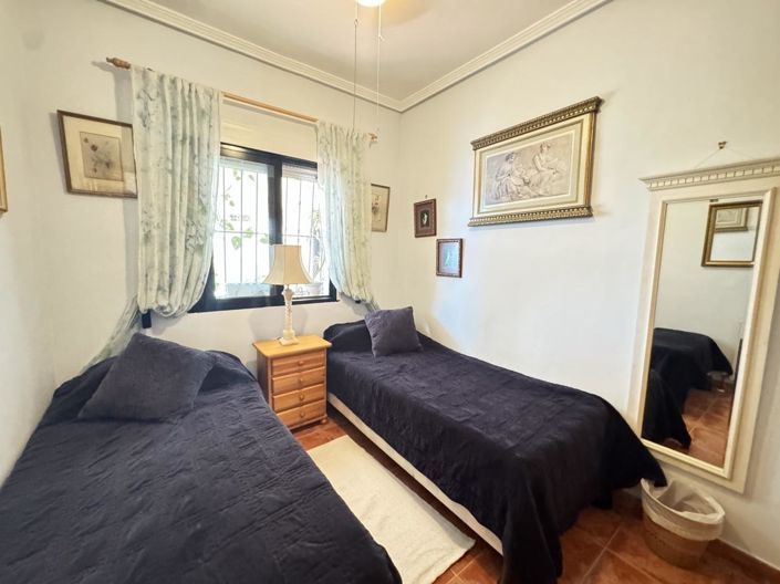 Image No.6-3 Bed Country House for sale