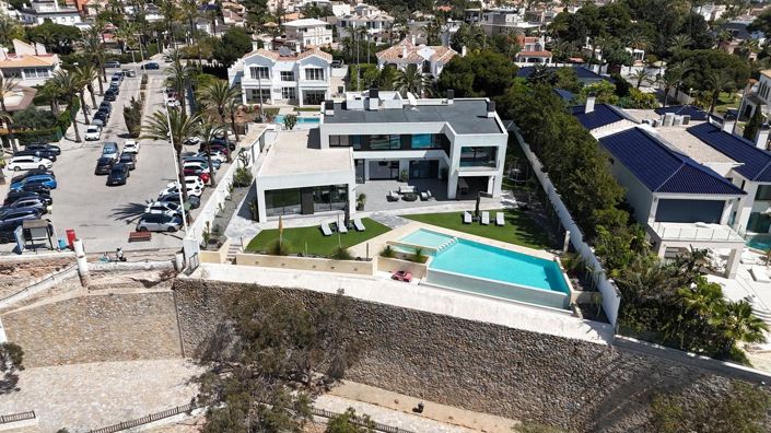 Image No.17-Villa de 4 chambres à vendre à Cabo Roig