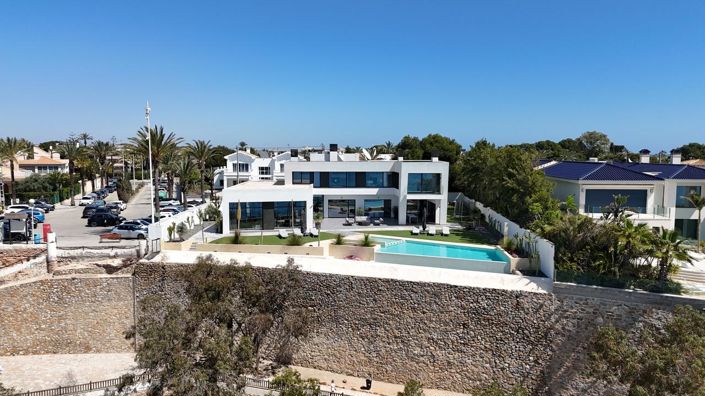 Image No.20-Villa de 4 chambres à vendre à Cabo Roig