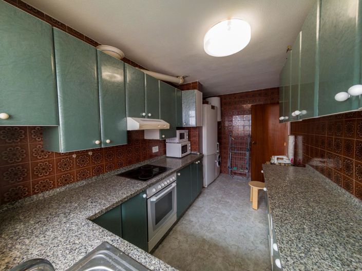 Image No.10-3 Bed Apartment for sale