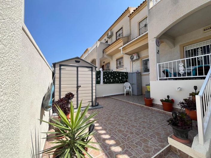 Image No.12-2 Bed Bungalow for sale