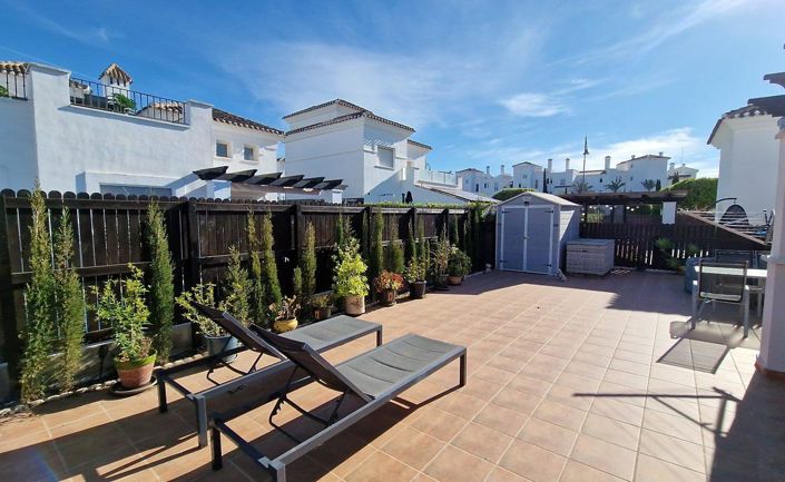 Image No.1-2 Bed Villa for sale