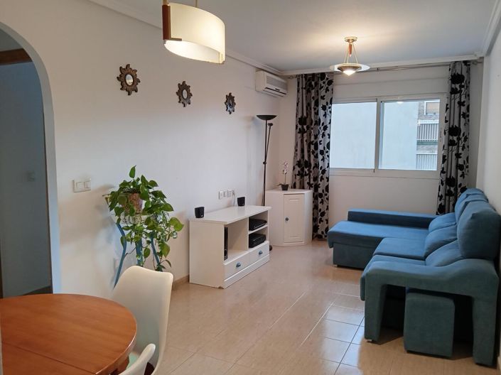 Image No.1-Appartement de 2 chambres à vendre à Torrevieja