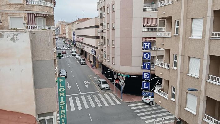 Image No.12-2 Bed Apartment for sale