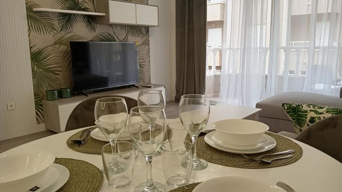 Image No.16-2 Bed Apartment for sale