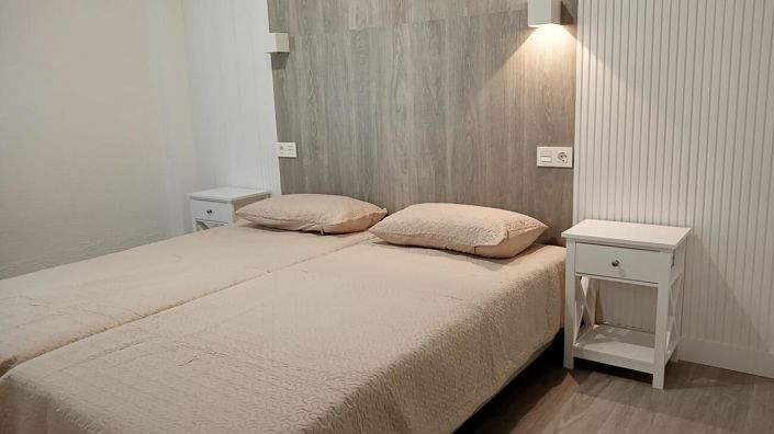 Image No.20-2 Bed Apartment for sale