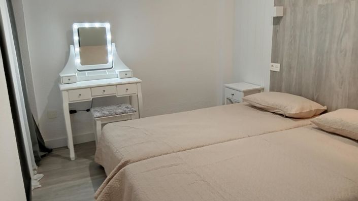 Image No.22-2 Bed Apartment for sale