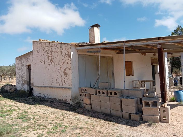 Image No.10-2 Bed Country House for sale