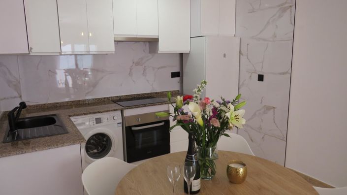 Image No.15-2 Bed Apartment for sale