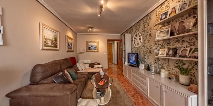 Image No.20-2 Bed Apartment for sale