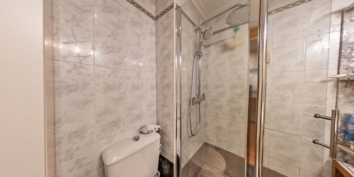 Image No.36-2 Bed Apartment for sale