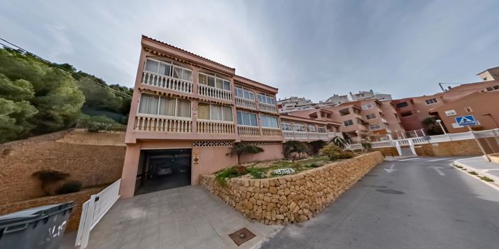 Image No.8-2 Bed Apartment for sale