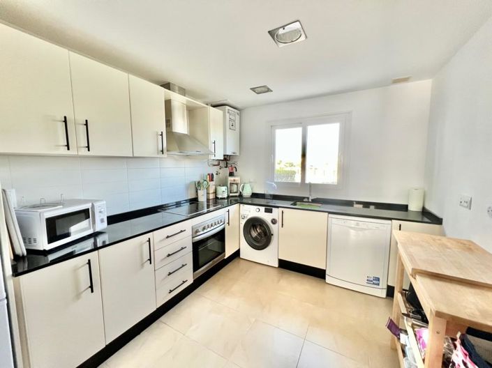 Image No.4-2 Bed Apartment for sale