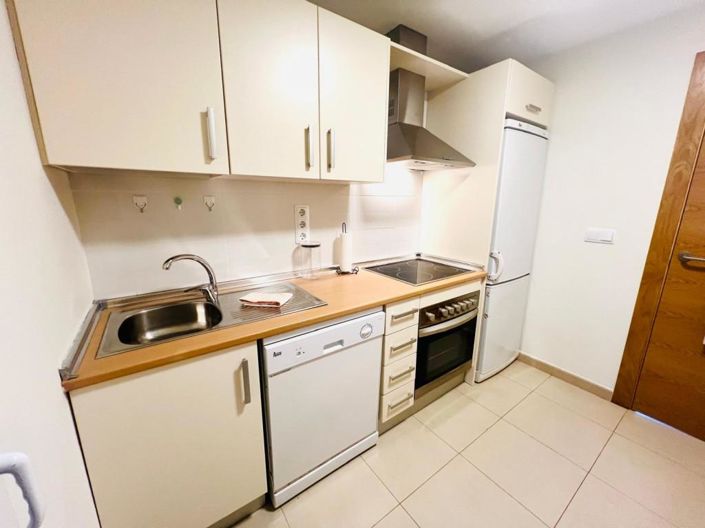 Image No.15-2 Bed Apartment for sale